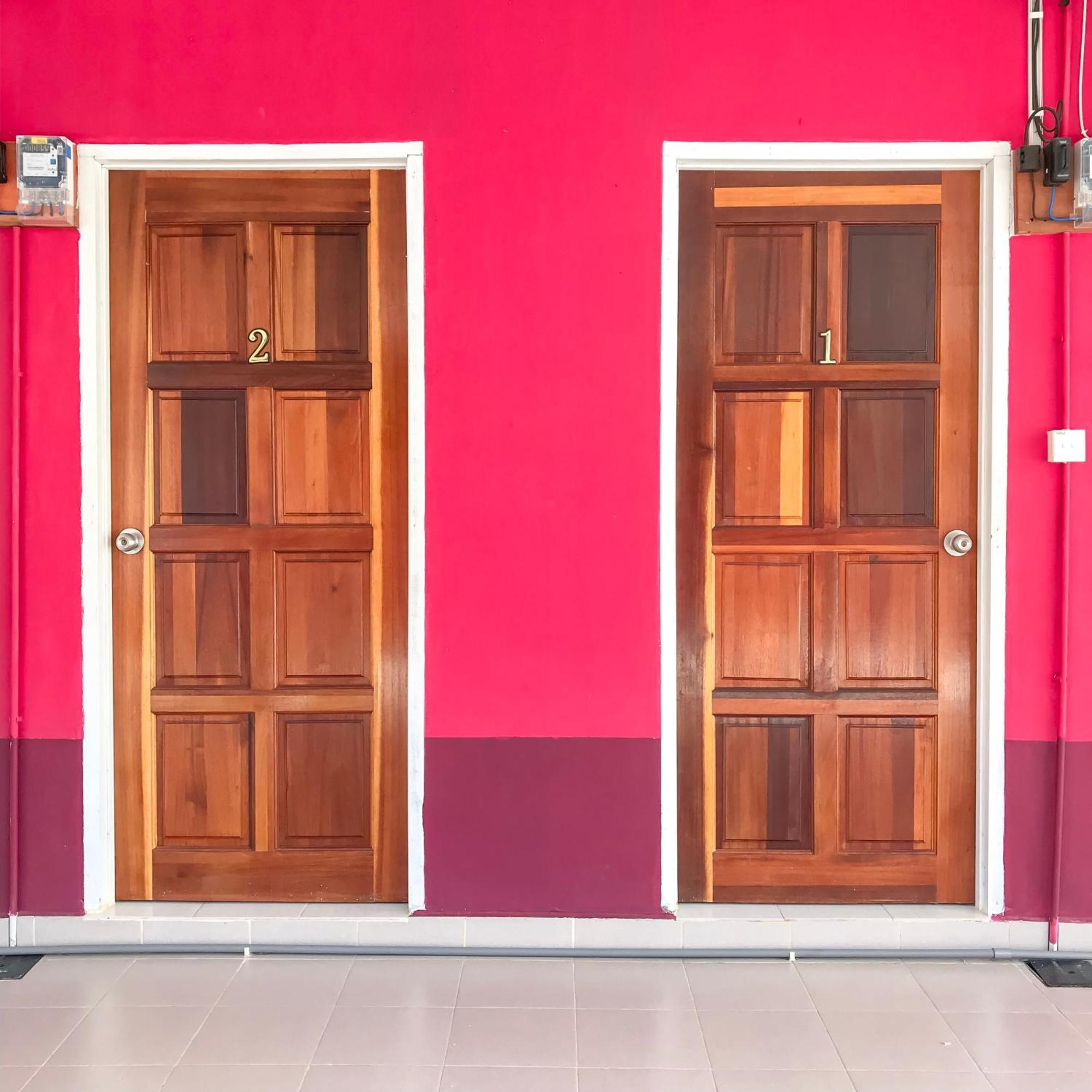 Rayyan'S Roomstay Pantai Kok Exterior photo